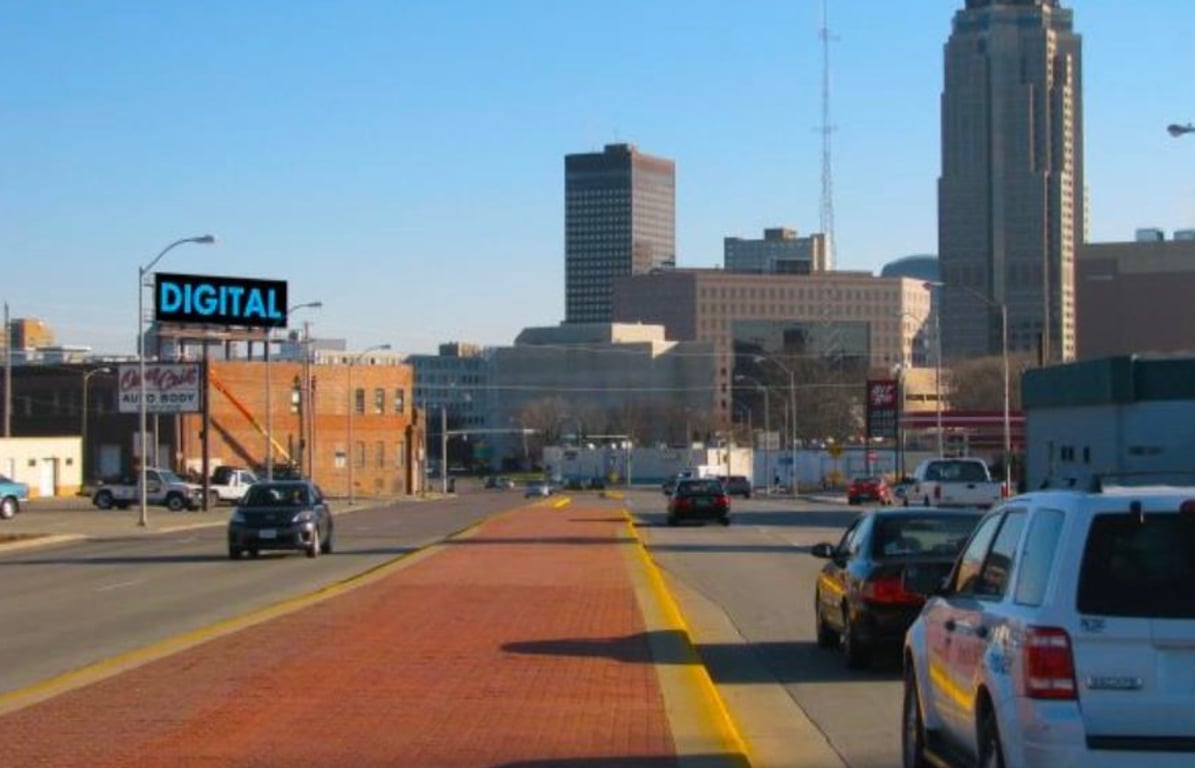 Keo Wy NS 100ft W/O 12th St F/NW - 1 Media