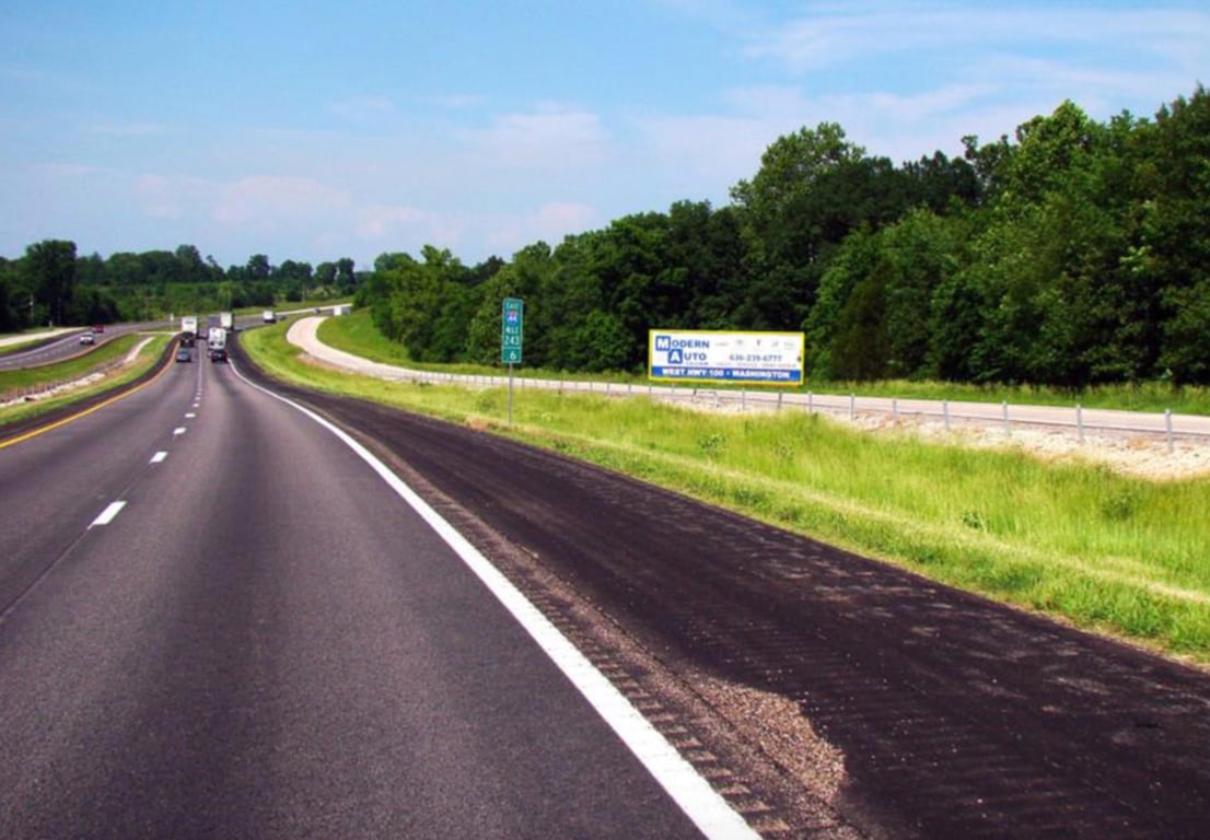 Location photo for S/S I-44 @ MM 241 E/B