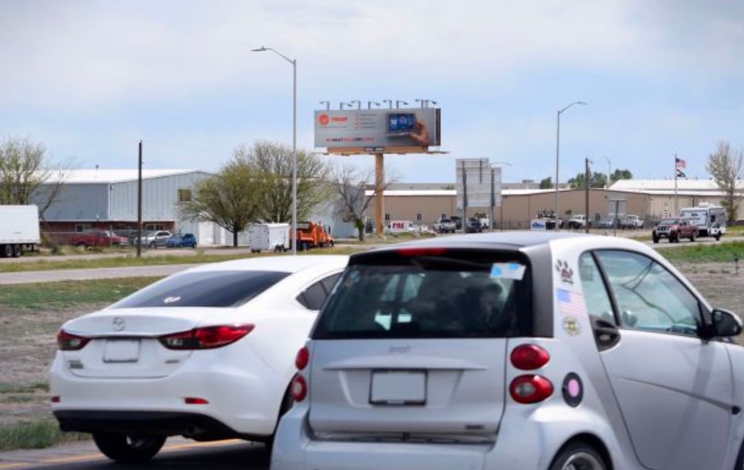 I-25 E/S, 0.20 mi S/O Pueblo Blvd, N/F Media