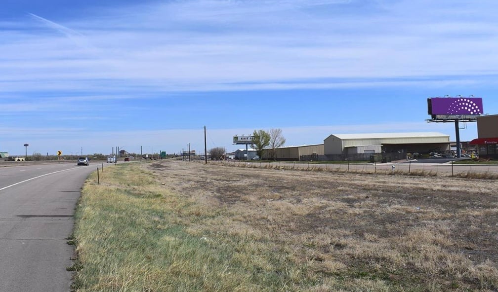 E/S I-25 2112.00 ft S/O Pueblo Blvd. F/S Media