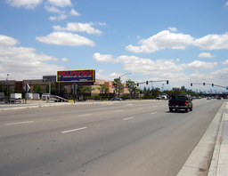 Location photo for Blue Star Mem Hwy near Rosedale @ Costco, San Lauren (Bakersfield)