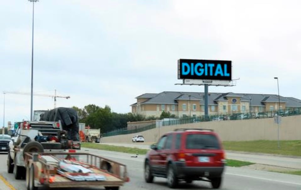Location photo for W Road to Six Flags St near Gibbins Park, Central Arlington (Arlington)