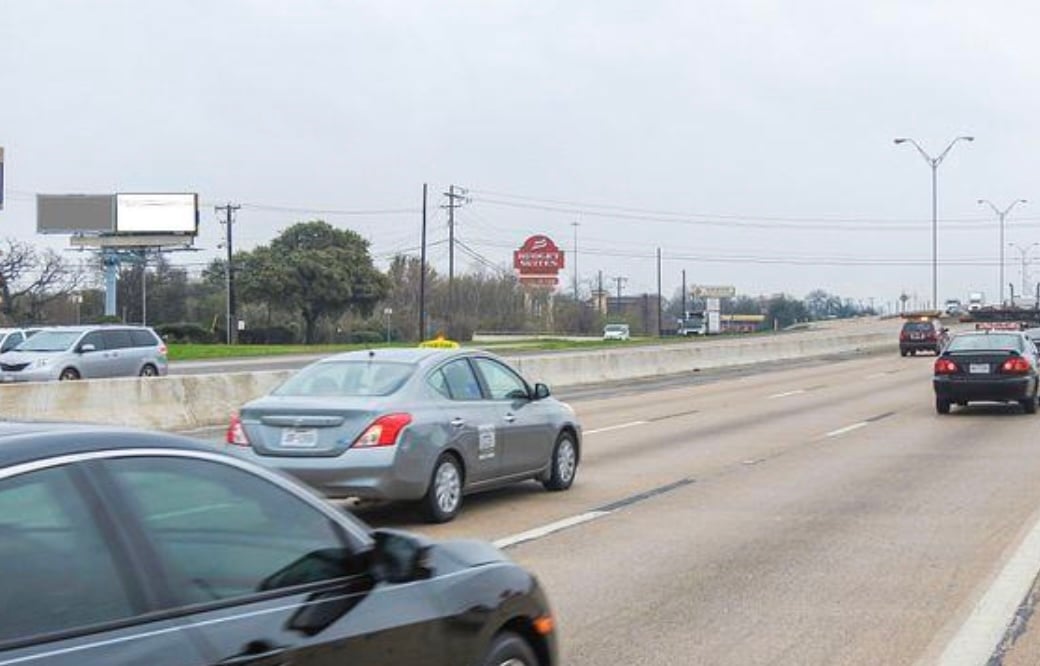 Location photo for N Hwy 360 near IDTC Career Center (Grand Prairie)