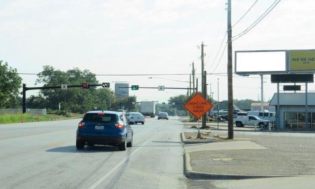 Location photo for E Division St near Meadowbrook Sculpture Garden, East Arlington (Arlington)