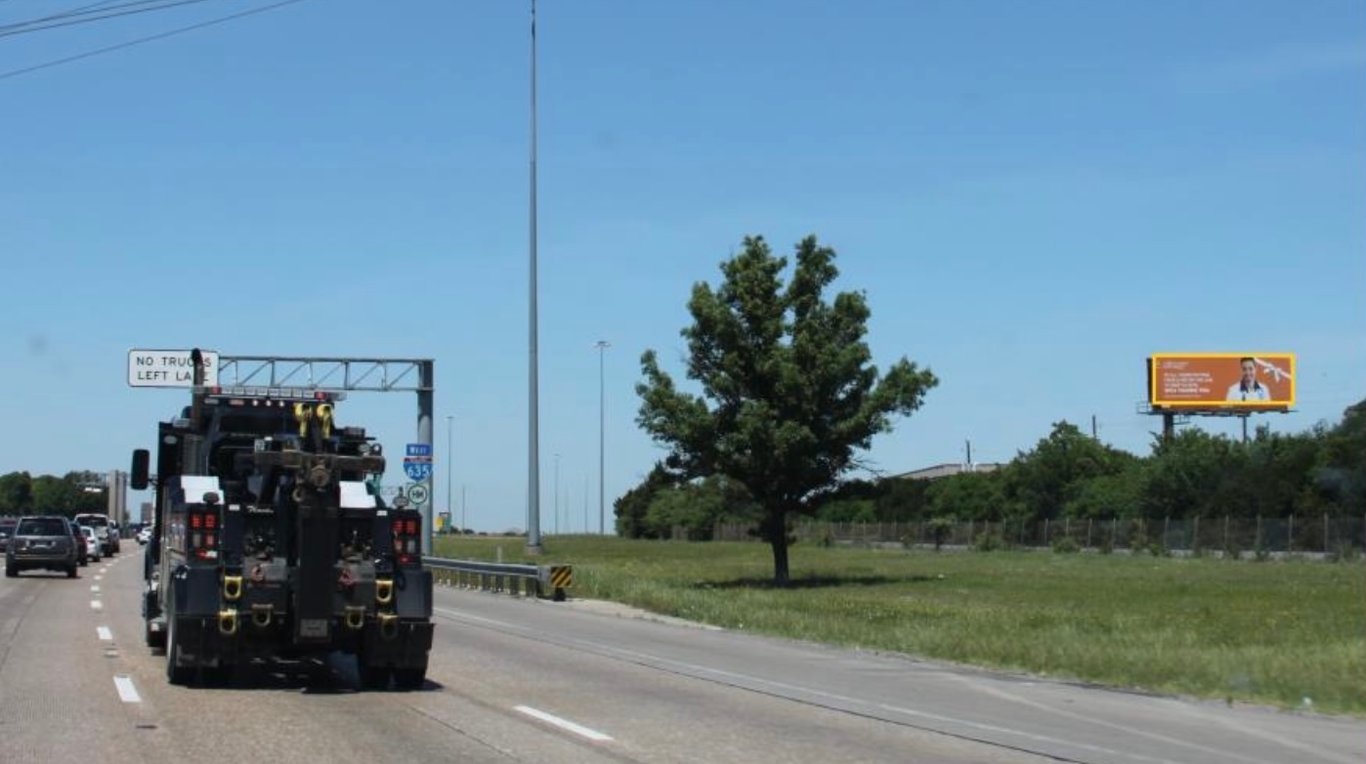 I-635 0.30 mi. east of Royal Lane Media