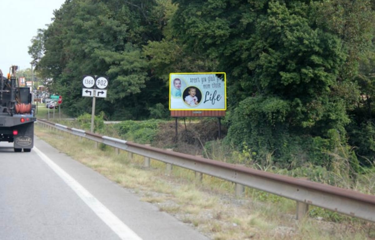 220 E/S 450 FT S/O CR 902 Media