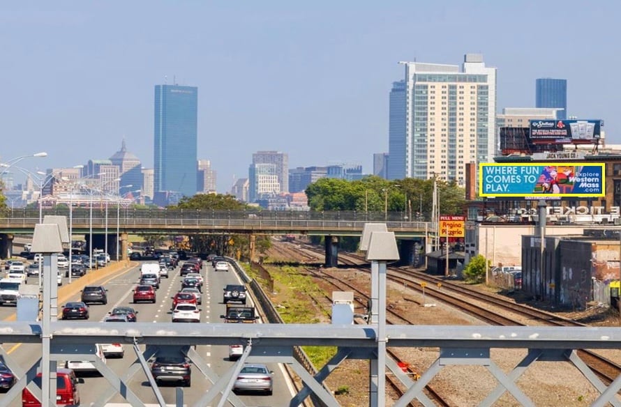 S/L I-90 (Mass Pike) N/O Braintree Street F/W Media