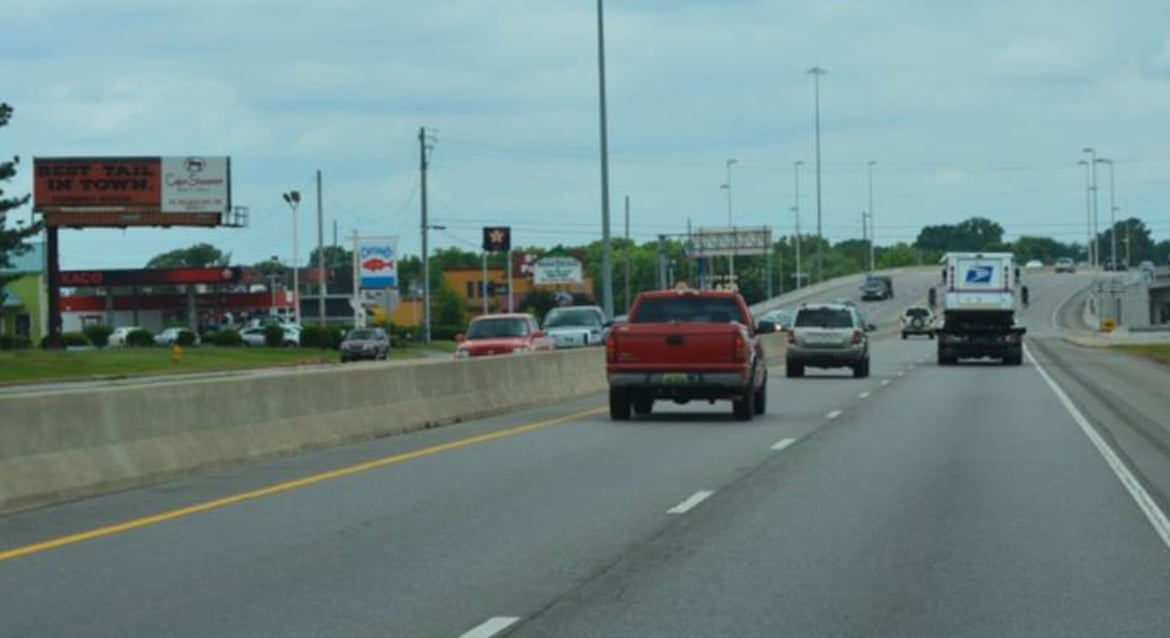 Location photo for N Memorial Pkwy near Lakewood Baptist Church (Huntsville)