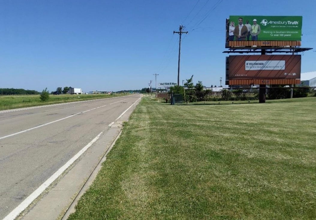 I-35 1.8 mi N/O US 14 ES F/S