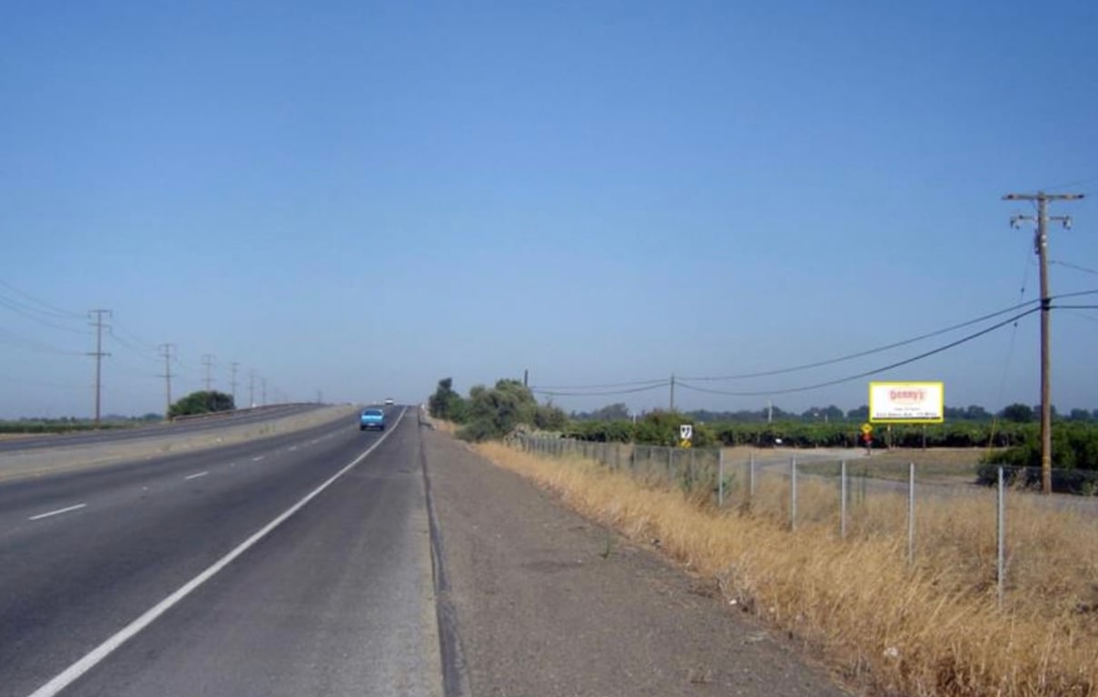 Location photo for Ave 296 (Exeter)