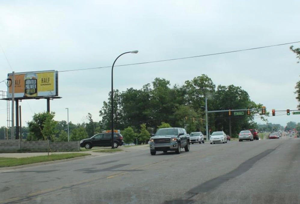 Maple St 150 ft N/O Dexter Rd ES Media