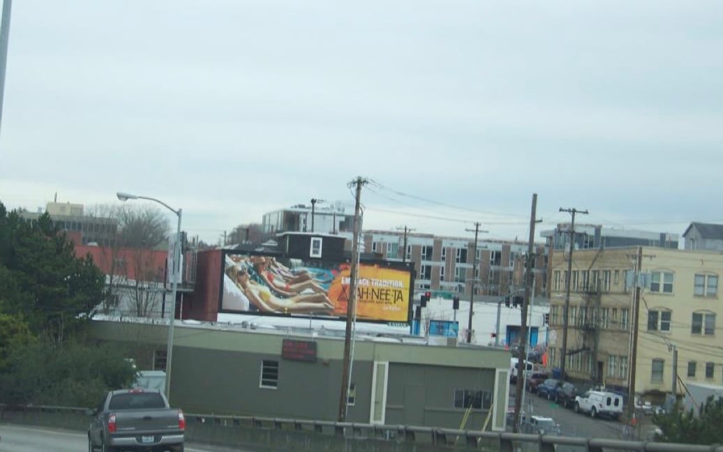 Location photo for NE Martin Luther King Jr Blvd near Kevin J Duckworth Memorial Dock, Kerns (Portland)