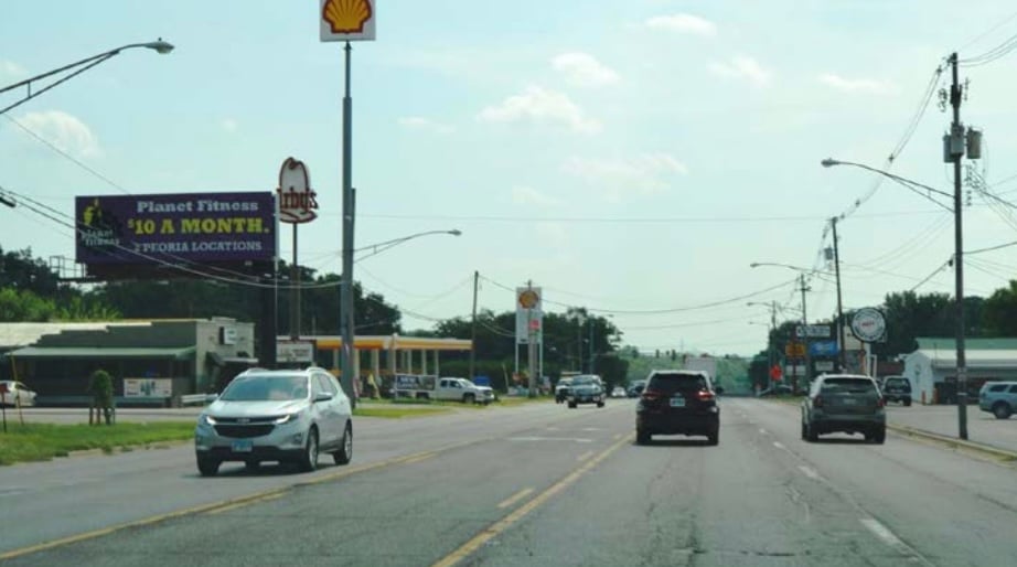 Location photo for S Main St near 600 Main (Creve Coeur)