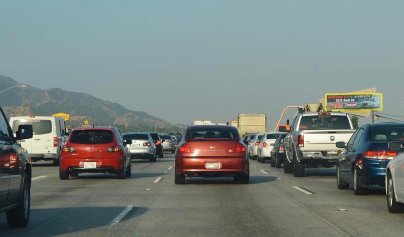 91 FWY NL .8 MI E/O SERFAS CLUB Media