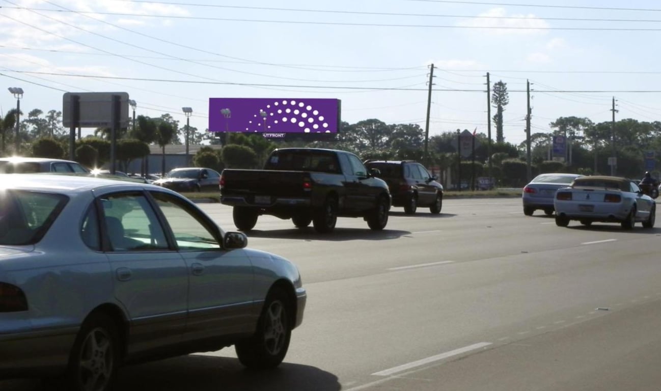 Okeechobee Blvd 0.3 mi E/O Skees Rd S/S(1m W/O Turnpike ) F/E Media
