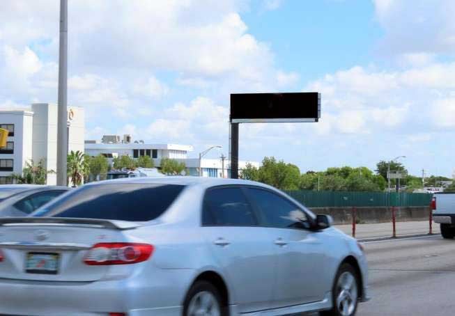 Location photo for N 29th Ave near One Oakwood Plaza, Oakwood (Hollywood)