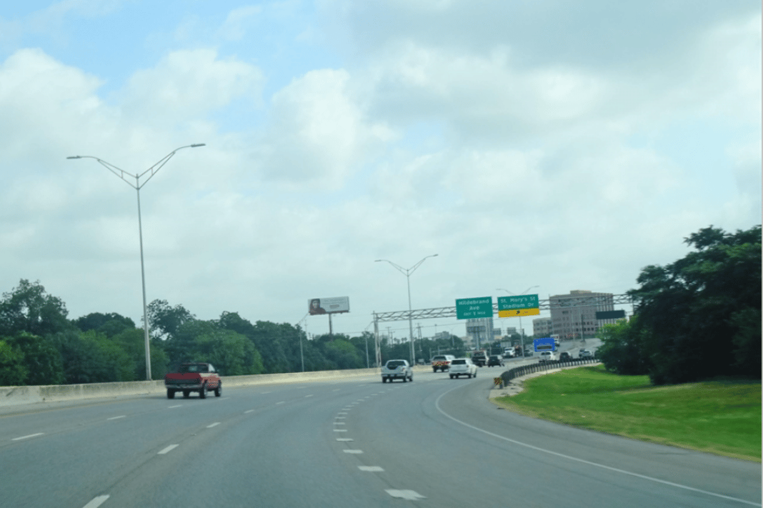 Location photo for E Mistletoe near N St. Mary's & Us 281, Tobin Hill (San Antonio)