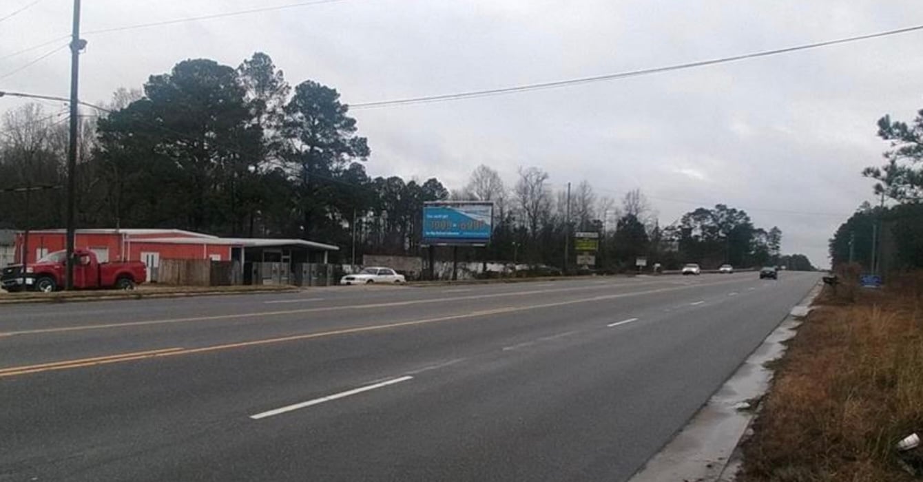NC 210, 1 MI N/O NC 87/24, SPRING LAKE Media