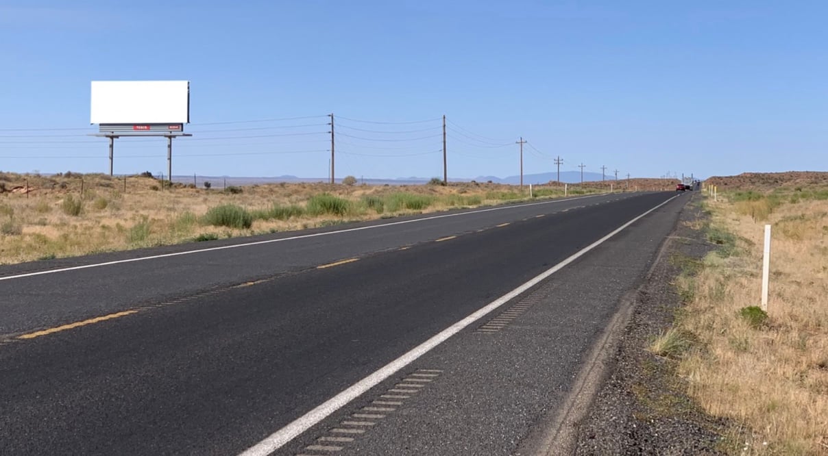 Location photo for SR 389 10.2 mi E/O Pipe Springs S/S