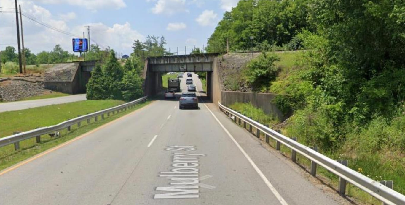 Location photo for Executive Dr near The Little Clinic (Elizabethtown)