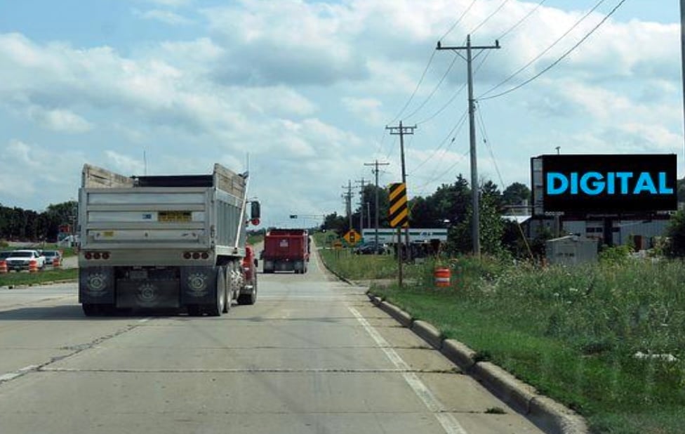 Location photo for Pearl St near Aldi's-Waukesha (East) (Waukesha)