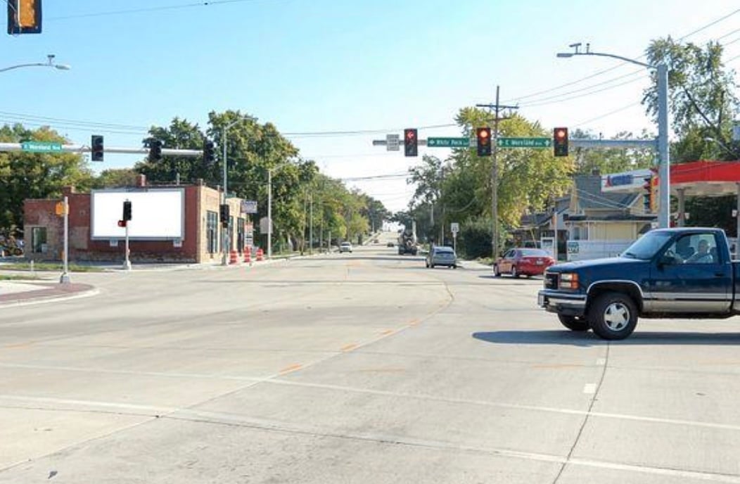 Location photo for E Moreland Blvd near Niagara Park, Liberty Heights (Waukesha)