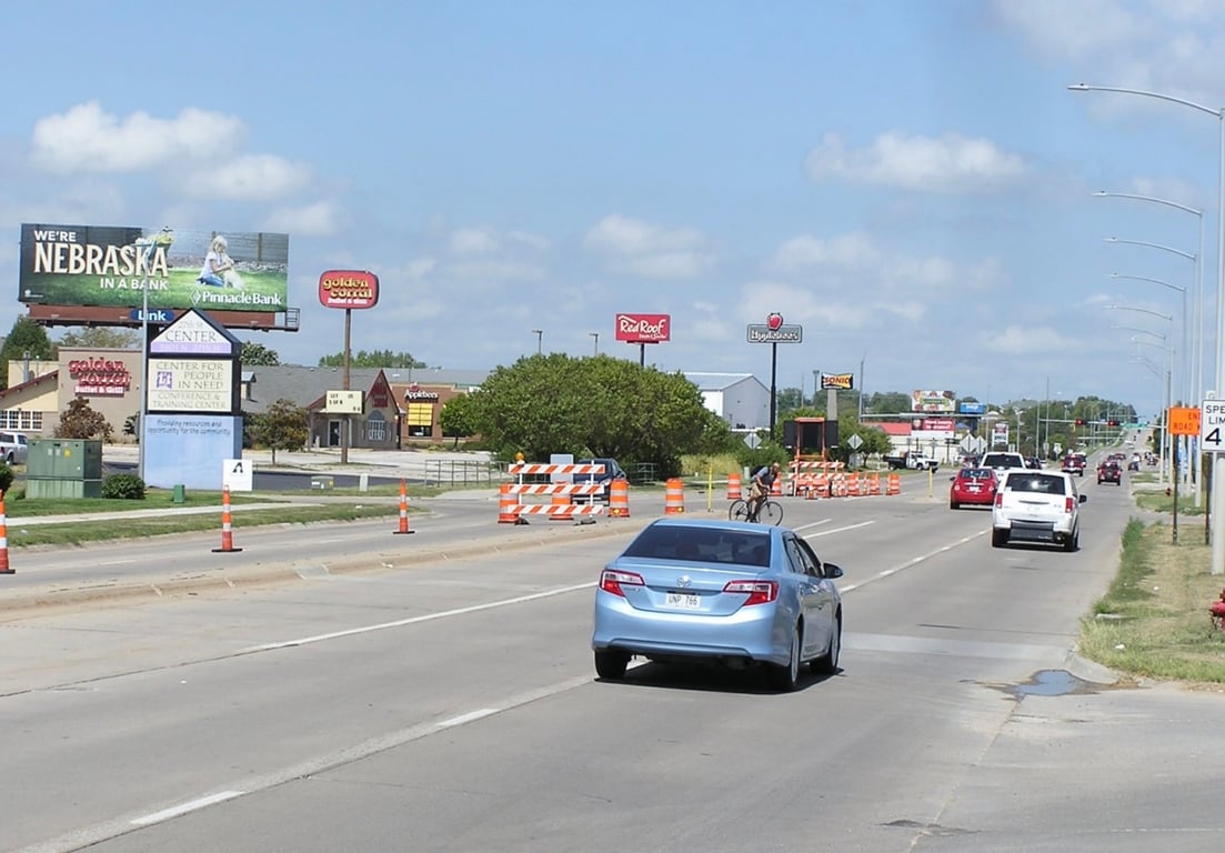 27TH ST 4 BLKS N/O CORNHUSKER Media