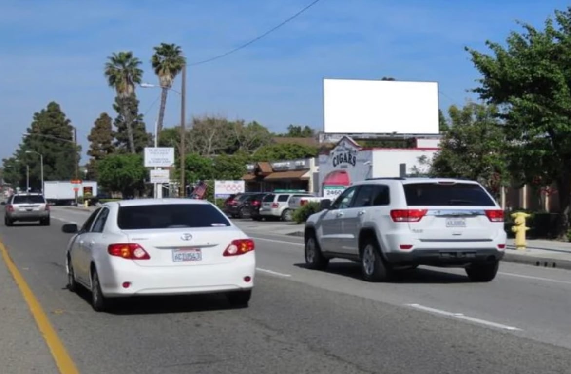 Location photo for Newport Blvd near Smith Hall, East Side Costa Mesa (Costa Mesa)