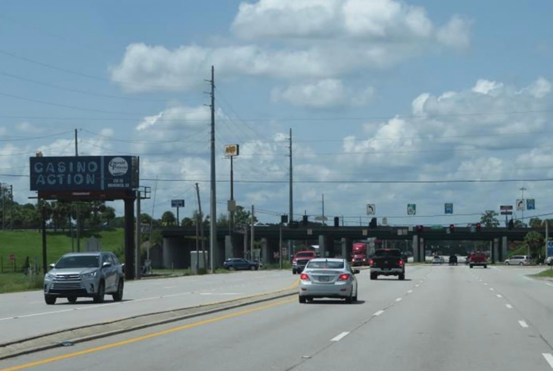 SR 40 S, 650' e/o I-95 Media