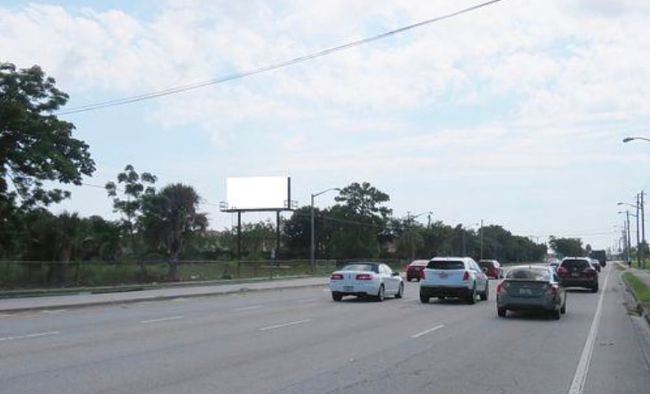 Location photo for HYPOLUXO RD at LAWRENCE RD (Palm Beach County)