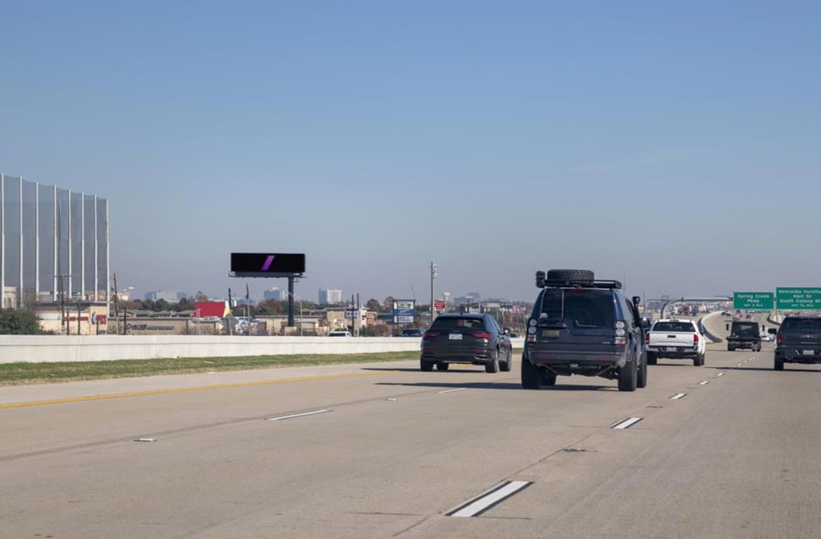 SH 121 (Sam Rayburn Tollway) W/O Paige Rd N/S F/W Media