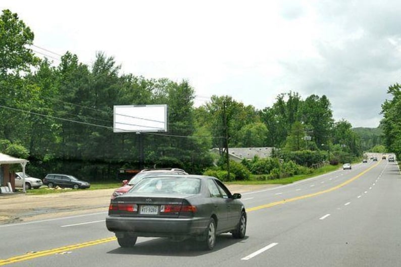 Location photo for Jefferson Davis Hwy (Fredericksburg)