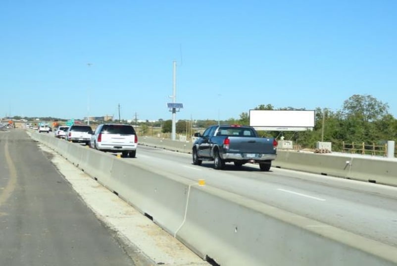 Location photo for Pebble Dr (Fort Worth)