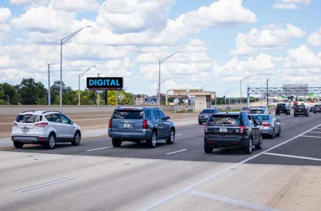 Location photo for McCoy Rd near Mccoy Rd and Daetwyler Dr (Belle Isle)