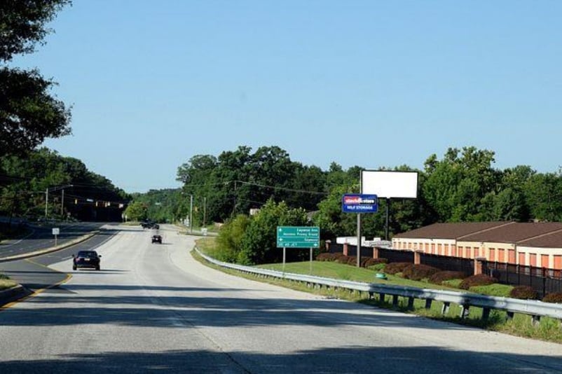 Location photo for Edgewood Rd near McDonald's (Edgewood) on Edgewood Rd (Edgewood)