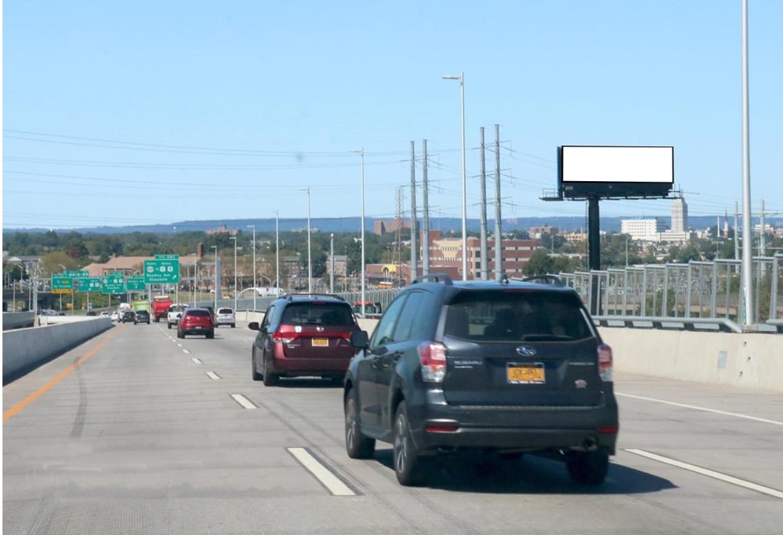 Location photo for Amboy Ave near Amboy Ave at Bayway Ave# (Elizabeth)