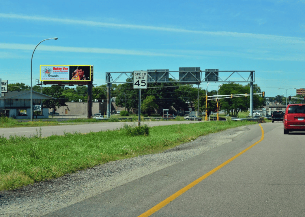Location photo for Lincoln Ave SE near Lincoln Ave SE & Target (St Cloud)