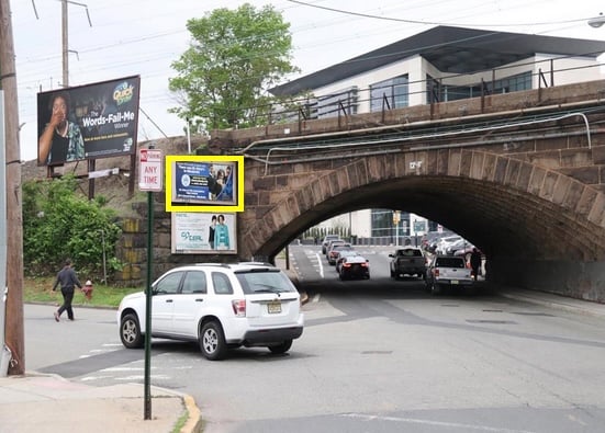 Location photo for Rahway Ave near Broad St at Elizabeth Ave (Elizabeth)