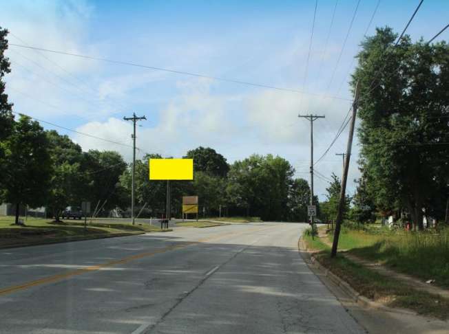 HWY 221 N (LUCAS AVE) 50 ft N/O FLEMING MILL RD ES Media