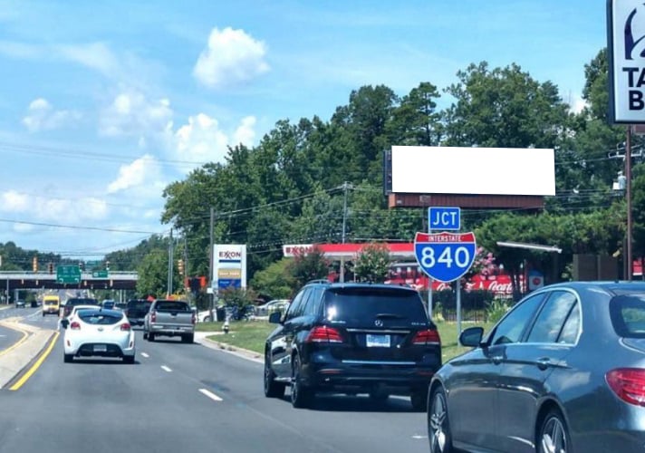 Location photo for Battleground Ave near Battleground/Cotswold (OB) (Greensboro)