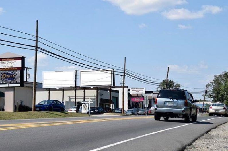 Location photo for Dixon St near 334 - Airport Rd. / Oldfield St. (Fredericksburg)