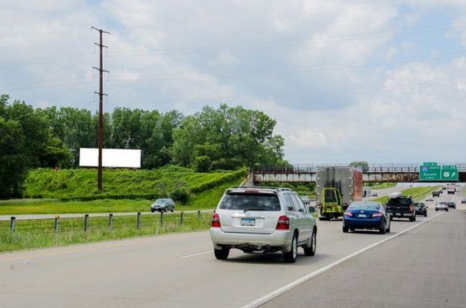 Location photo for Fanum Rd near Maplewood VA Clinic (St Paul)