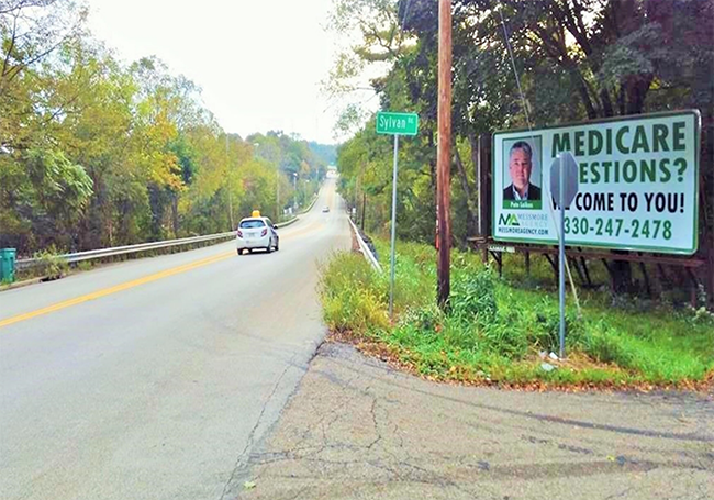 Location photo for Pittsburgh Ave near Original Lincoln Highway Marker (Wooster)