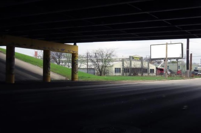 Location photo for Roosevelt Ave near Roosevelt at US 90 Underpass, South Side (San Antonio)