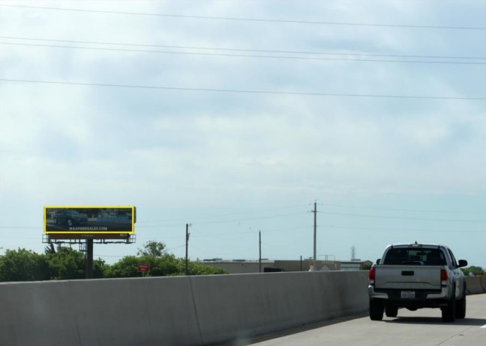 Location photo for S Interstate 35 E near Waxahachie Exxon (Waxahachie)