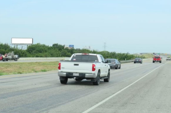 Location photo for Hwy 287 WS 0.3mi N/O FM 661 F/S - 1