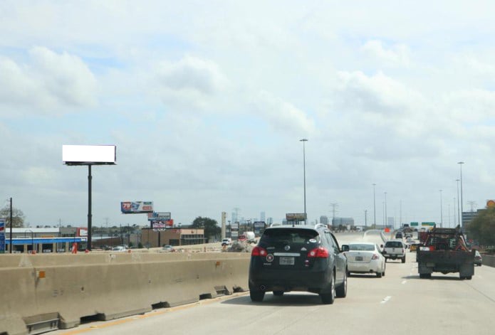 Location photo for Northwest Fwy near W 34th St @ Northwest Freeway, Central Northwest (Houston)