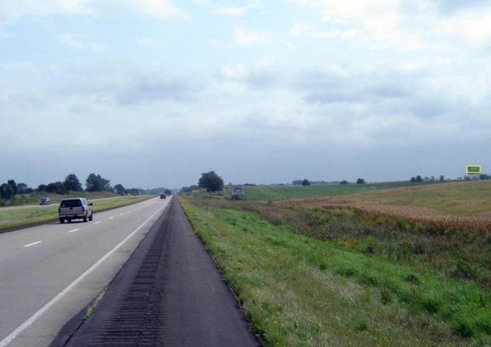 I-80 1 MI W/O MIDDLE RD S/S BETTENDORF, IA F/W Media