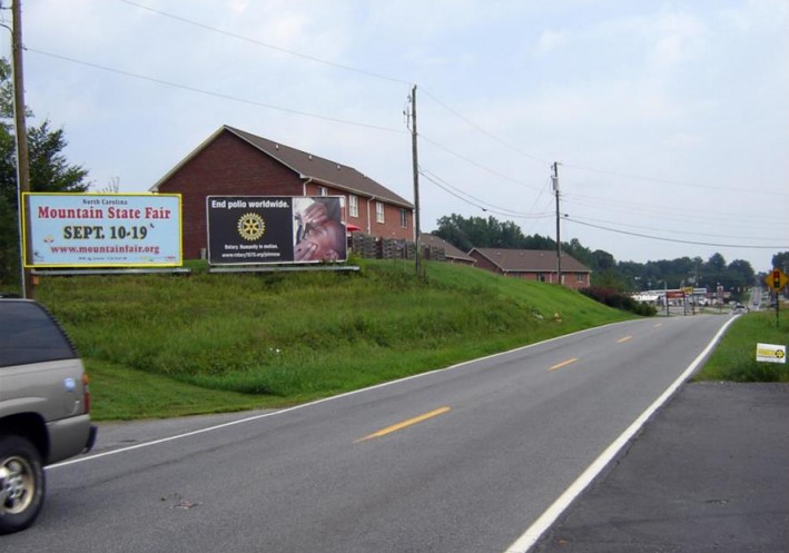 US 221 S/O US 74 BUS INT 1 MI Media