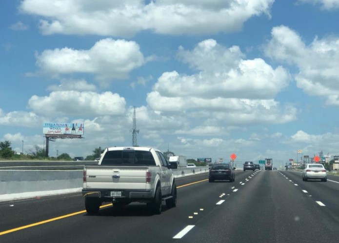 W/S I 35 1 MI N/O MIDWAY FSW NO BIG EXT. Media